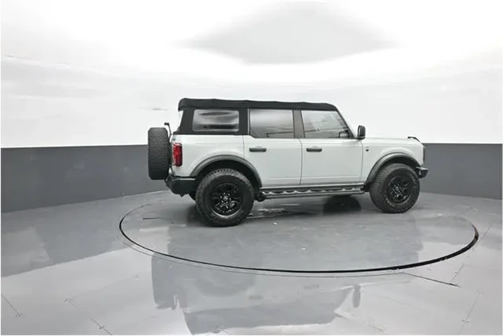 $31265 : Ford Bronco 2021 4x4 Base 4d image 8