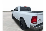$24241 : Ram 1500 2017 4x4 SLT 4dr Cr thumbnail
