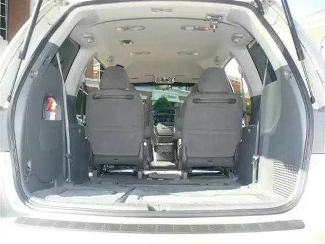 $3000 : 2007 Honda Odyssey EX image 4