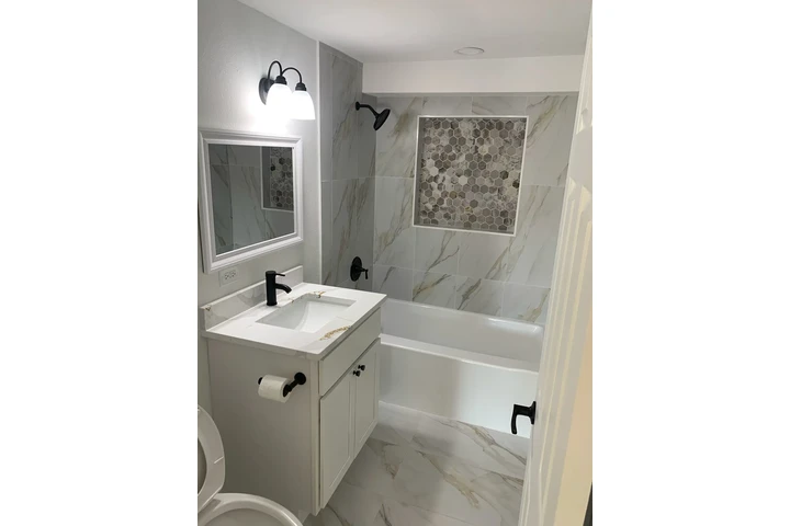 Remodelación de baños image 2