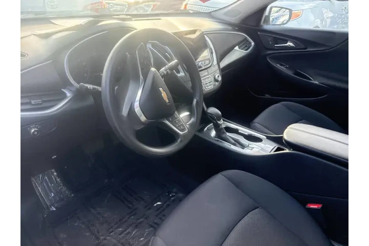 $19999 : 2022 Malibu LT image 10