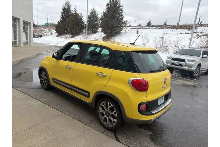 $7299 : FIAT 500L 2014 Trekking 4dr image 2