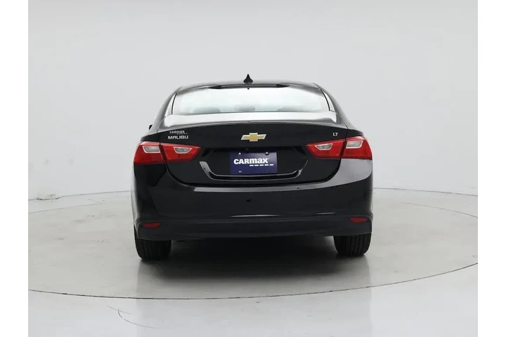 $17998 : Chevrolet Malibu 2023 LT 4dr image 6