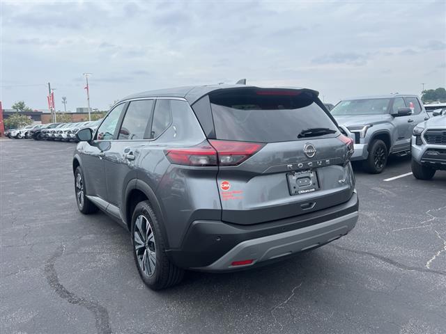 $23990 : PRE-OWNED 2023 NISSAN ROGUE SV image 5