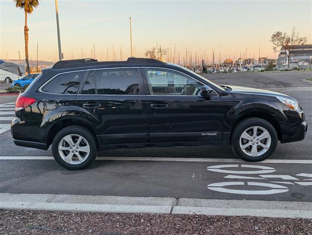 $10988 : 2013 Outback 2.5i Premium image 5