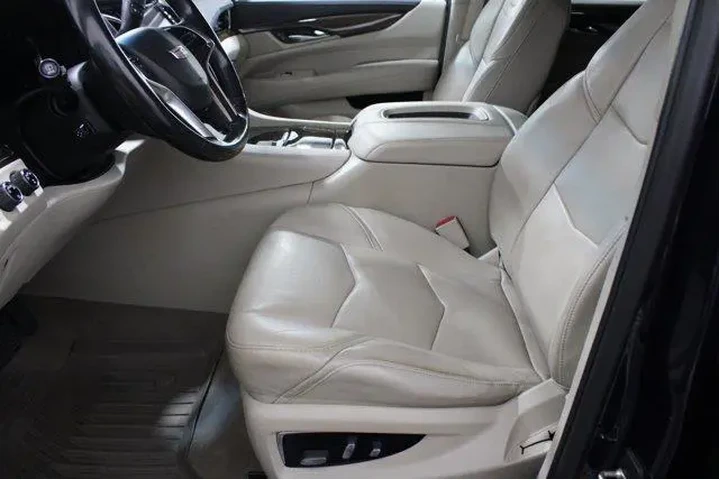 $32955 : Cadillac Escalade 2019 4x4 P image 6