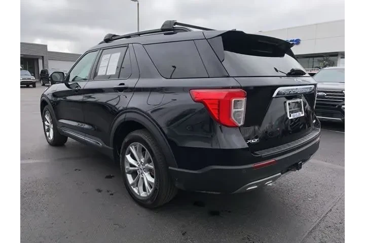 $30498 : Ford Explorer 2023 AWD XLT 4 image 7