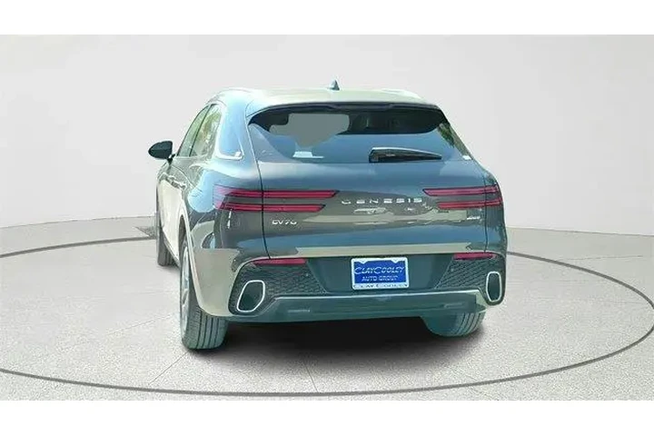 $38498 : Genesis GV70 2025 AWD 2.5T S image 5