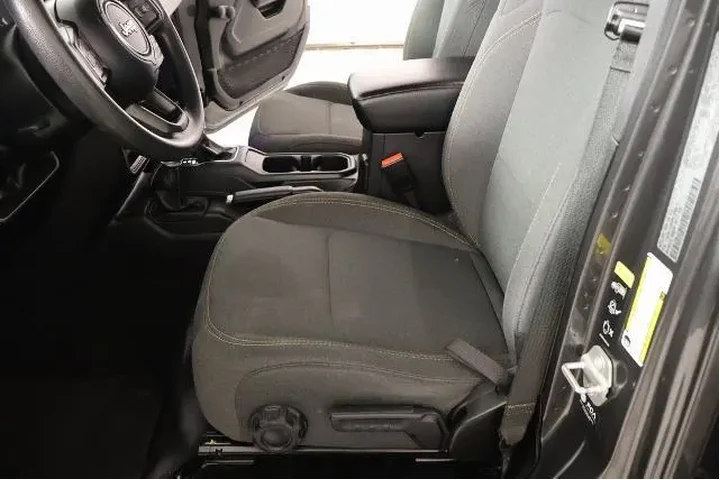 $30998 : Jeep Gladiator 2024 4x4 Spor image 10