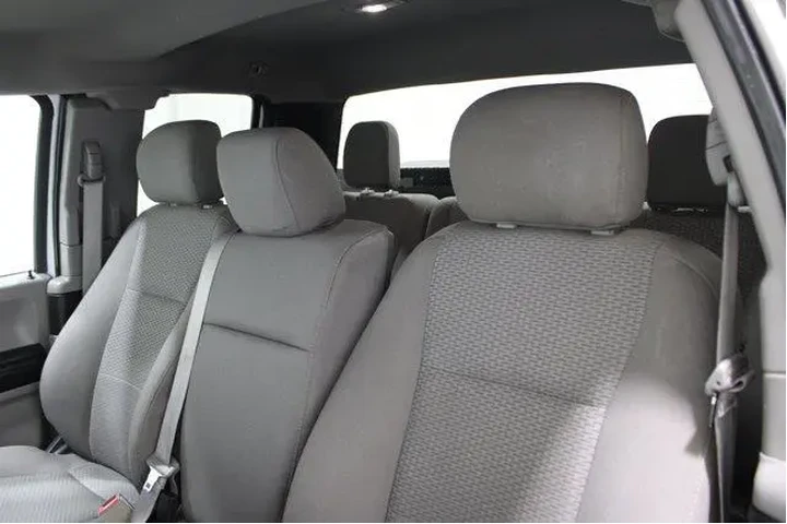 $17982 : Ford F-150 2018 4x4 XLT 4dr image 5