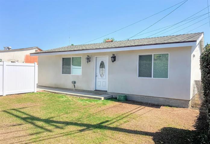 $1599 : Lovely 2 bedroom, 1 bath home image 1