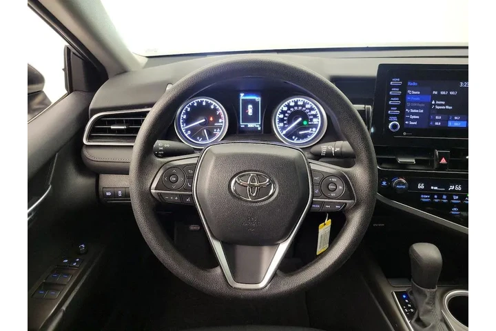 $23998 : Toyota Camry 2023 LE 4dr Sed image 10