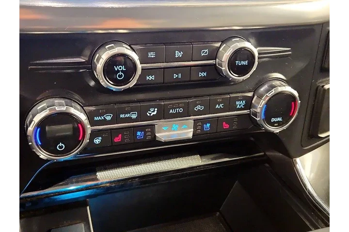 $32998 : Ford F-150 2021 4x4 Lariat 4 image 9