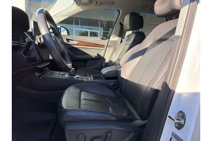 $15299 : Audi Q5 2018 AWD 2.0T quattr image 6