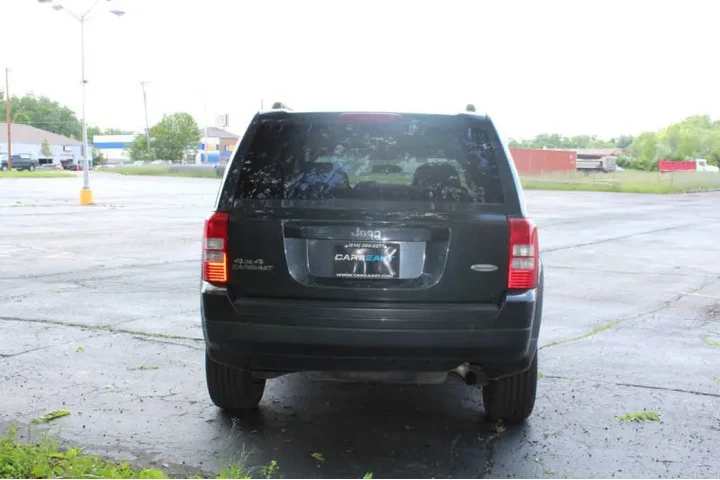 2014 Patriot Latitude image 7