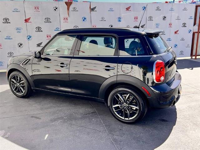 $11995 : Used 2013 Cooper Countryman F image 6