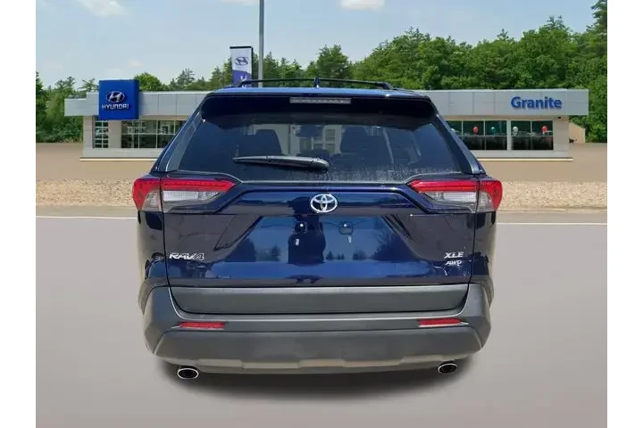 $30990 : Toyota RAV4 2024 AWD XLE 4dr image 7
