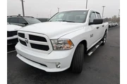 $19990 : Ram 1500 2017 4x4 Express 4d thumbnail