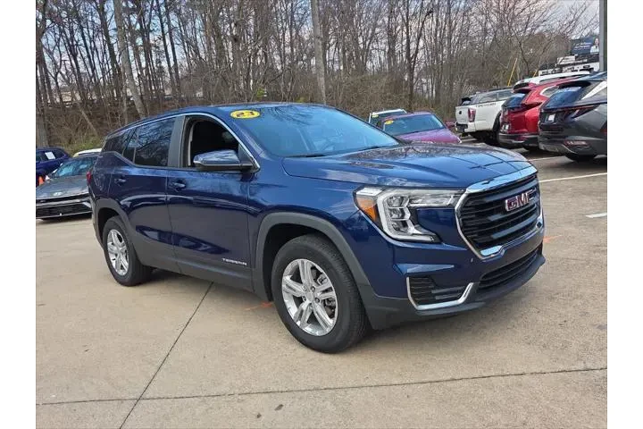 $22493 : GMC Terrain 2023 SLE 4dr SUV image 9
