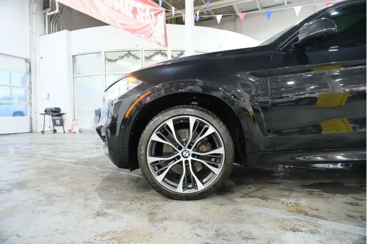 $32966 : 2018 BMW X6 xDrive50i M SPORT image 5