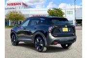 $29290 : Nissan Kicks 2026 SR 4dr Cro thumbnail