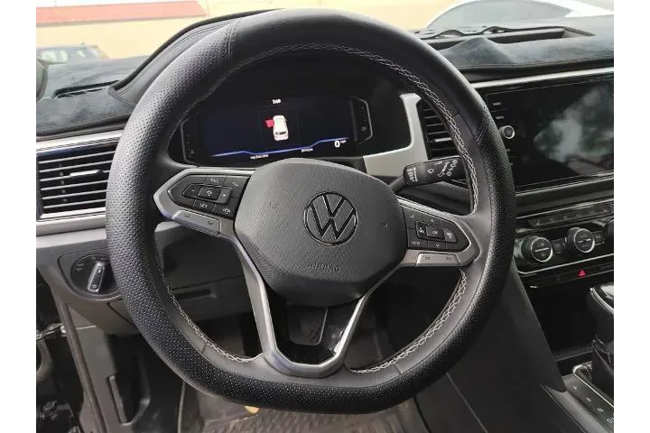 $30085 : Volkswagen Atlas Cross Sport image 9