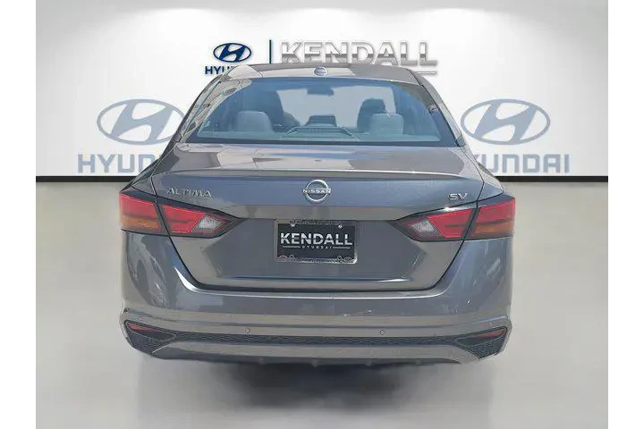 $14998 : Nissan Altima 2023 2.5 SV 4d image 5