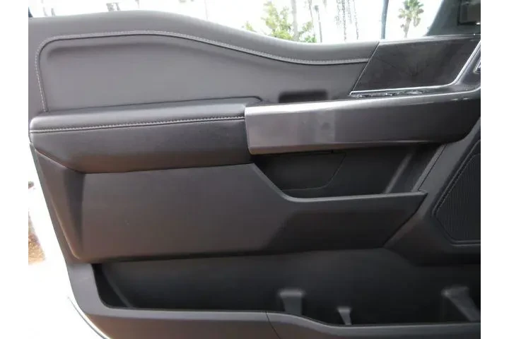 $38345 : Ford F-150 2023 4x2 XLT 4dr image 9