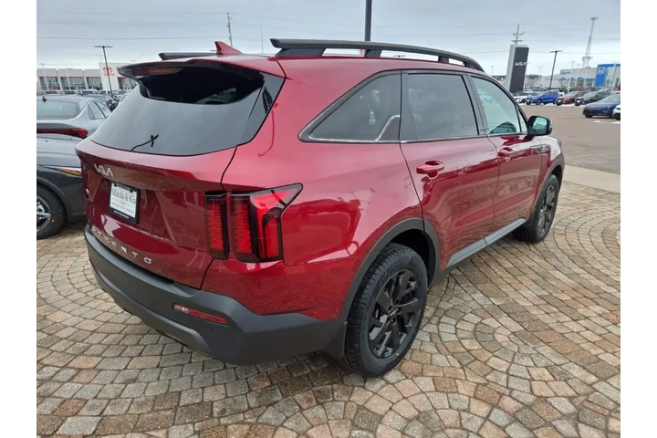 $18999 : 2022 Sorento S image 5