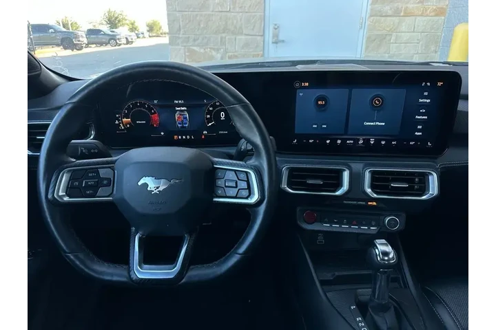 $27595 : Ford Mustang 2024 EcoBoost P image 6