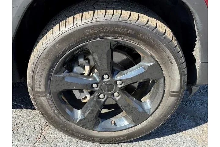 $28995 : Jeep Grand Cherokee 2023 4x4 image 8