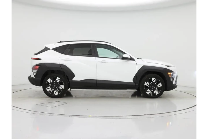 $23998 : Hyundai KONA 2024 SEL 4dr Cr image 7