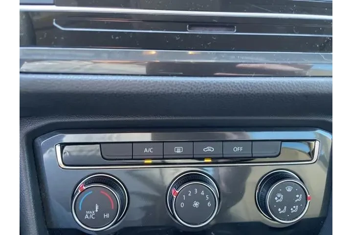 $10833 : Volkswagen Tiguan 2018 2.0T image 9