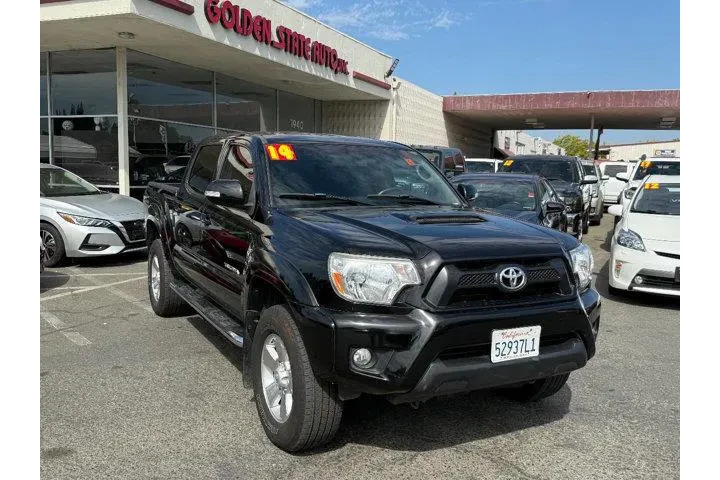 $20861 : Toyota Tacoma 2014 4x2 PreRu image 1