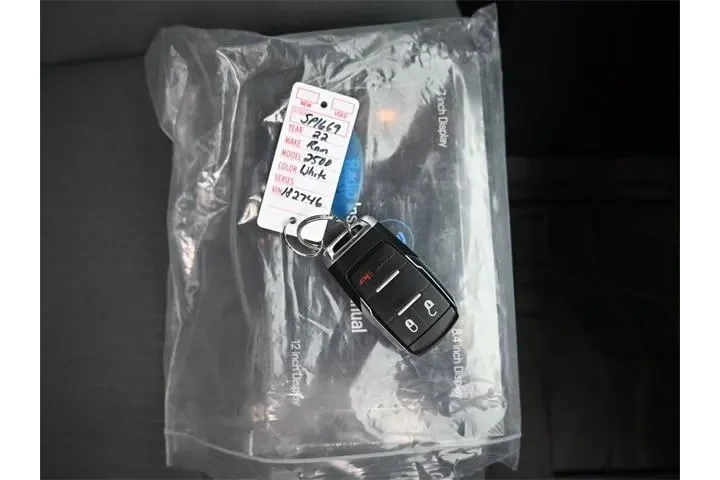 $32835 : Ram 2500 2022 4x4 Big Horn 4 image 9