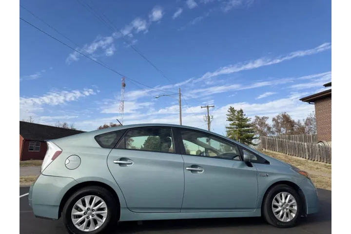 $5999 : 2013 Prius Plug-in Hybrid Adv image 8