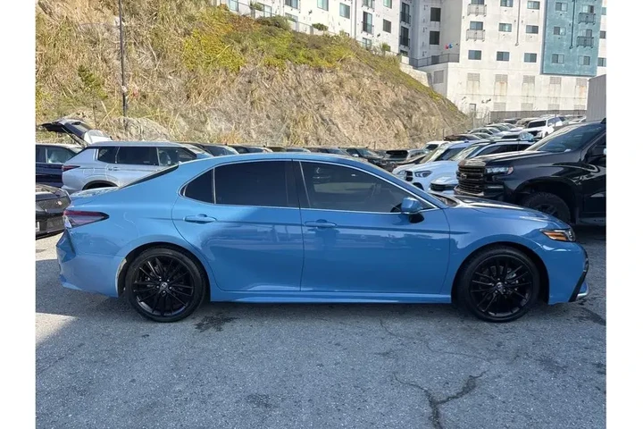 $27388 : Toyota Camry 2023 XSE 4dr Se image 7