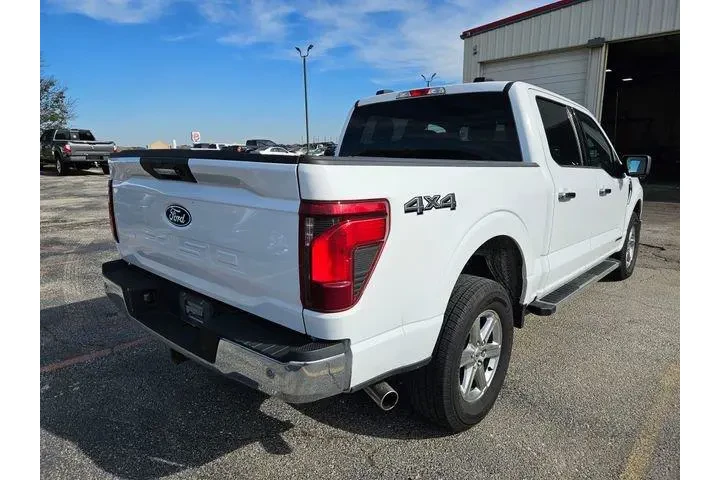 $35000 : Ford F-150 2024 4x4 XLT 4dr image 5