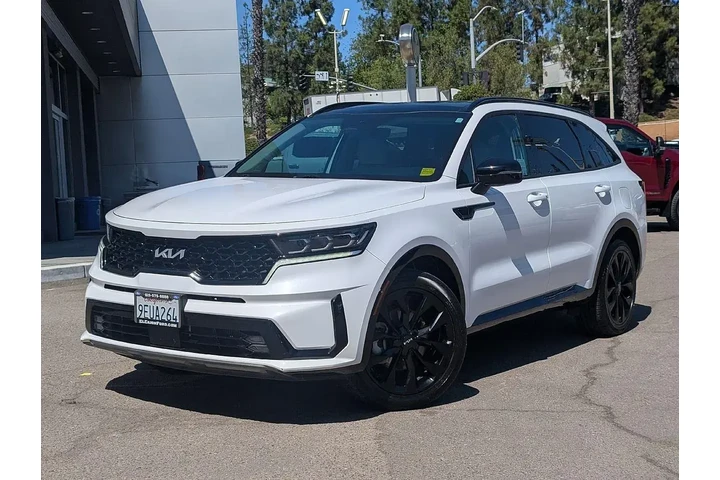 $32336 : Kia Sorento 2023 SX 4dr SUV image 2