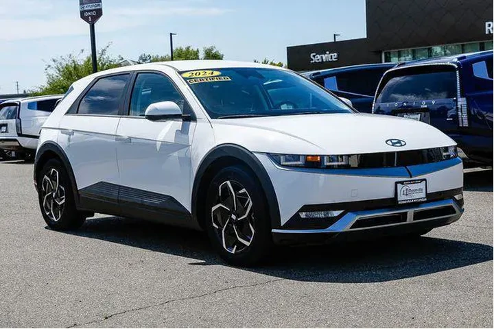 $25989 : Hyundai IONIQ 5 2024 SEL 4dr image 6