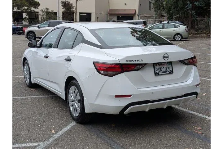 $22788 : Nissan Sentra 2025 S 4dr Sed image 7