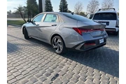 $27385 : Hyundai ELANTRA 2026 Limited thumbnail