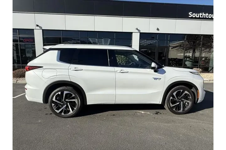 $39488 : Mitsubishi Outlander PHEV 20 image 8