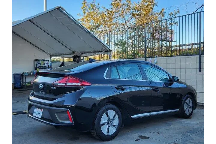 $14989 : Hyundai IONIQ Hybrid 2021 SE image 7