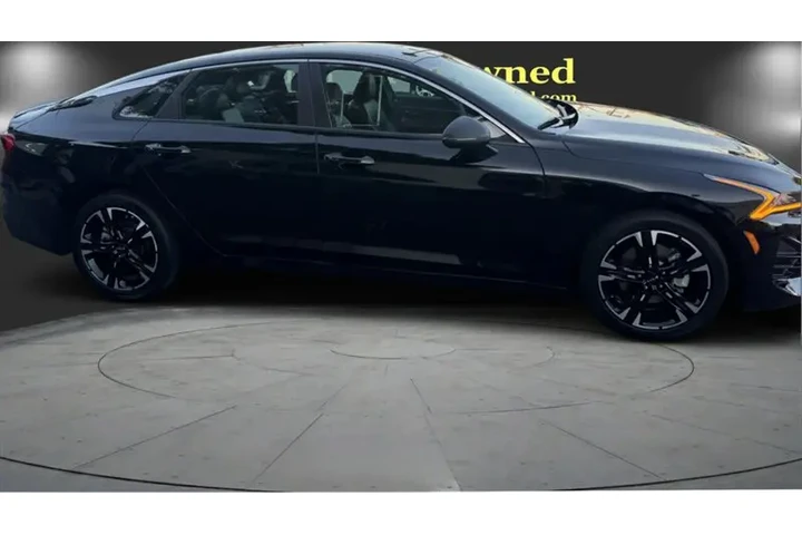 $21995 : 2022 K5 GT-Line image 5