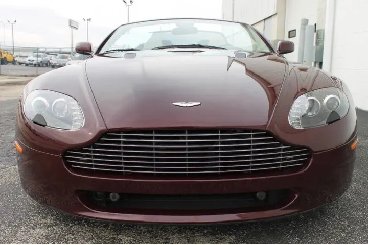$50990 : 2009 Aston Martin V8 Vantage image 9