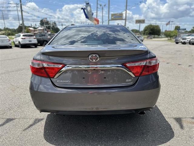 $16864 : 2017 Camry XLE image 5