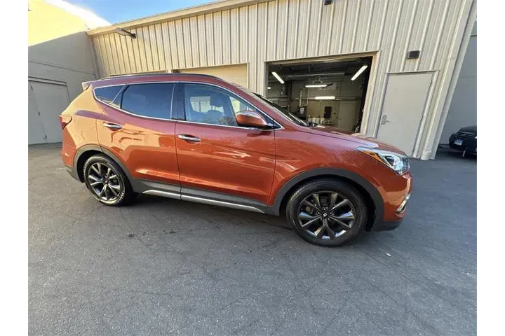 $9995 : Hyundai SANTA FE Sport 2018 image 5