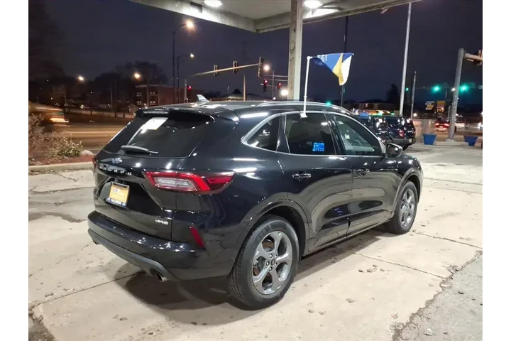 $25720 : Ford Escape 2023 AWD ST-Line image 3