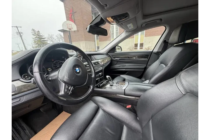 $11999 : 2015 BMW 7 Series 740Li image 7